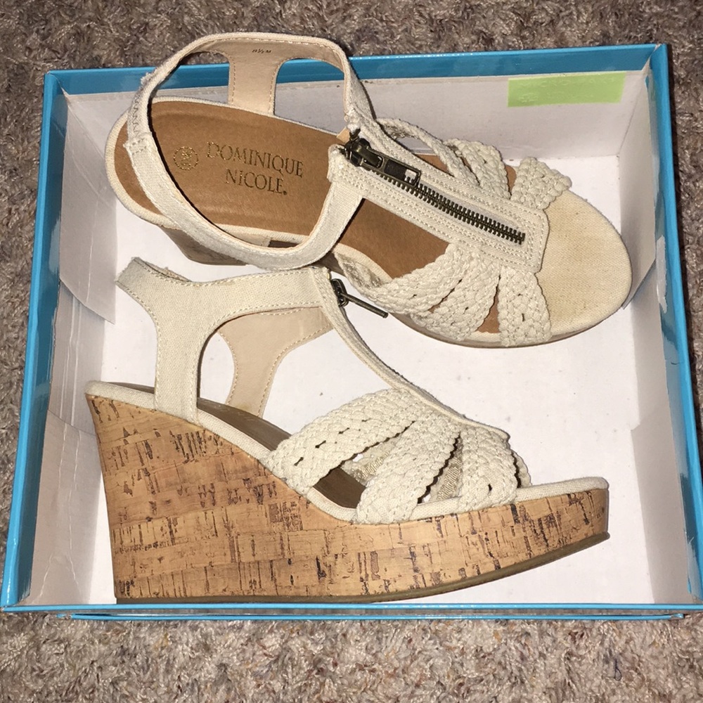 Dominique Nicole High-Heel Wedges🖤